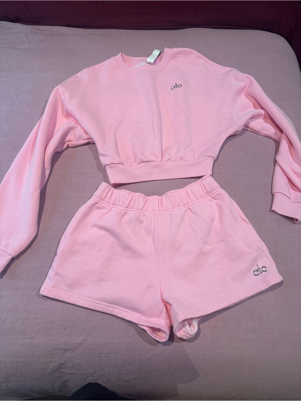 Alo Yoga Accolade Cropped Sweatshirt and Shorts Set in Sweet Pink - Picture 4 of 5